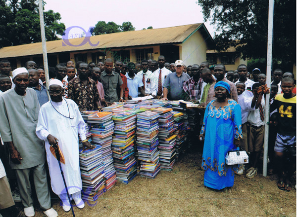 KSS book donation ceremony